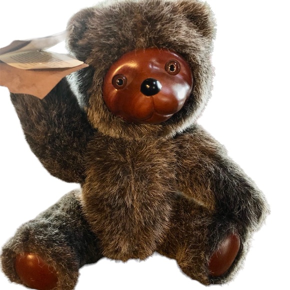 Raikes bear with carved wooden face - Picture 4 of 9